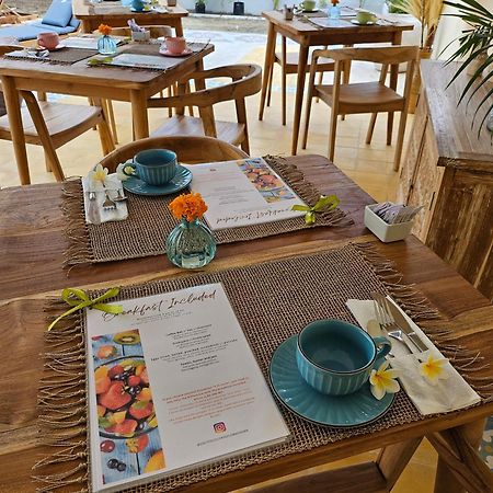 United Colors Of Lembongan Hotel Ngoại thất bức ảnh