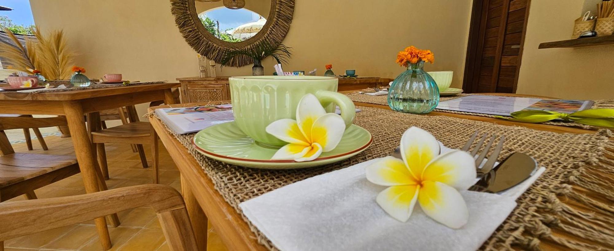 United Colors Of Lembongan Hotel Ngoại thất bức ảnh