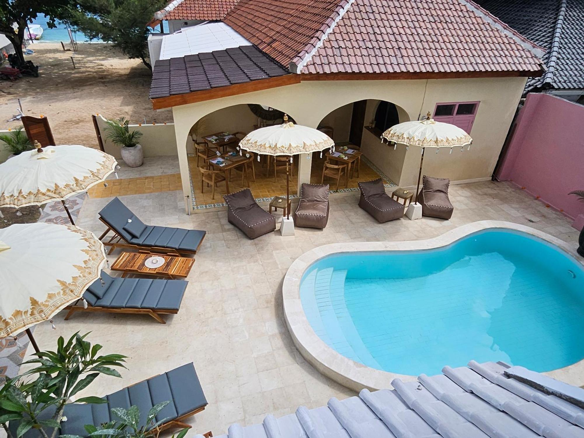 United Colors Of Lembongan Hotel Ngoại thất bức ảnh