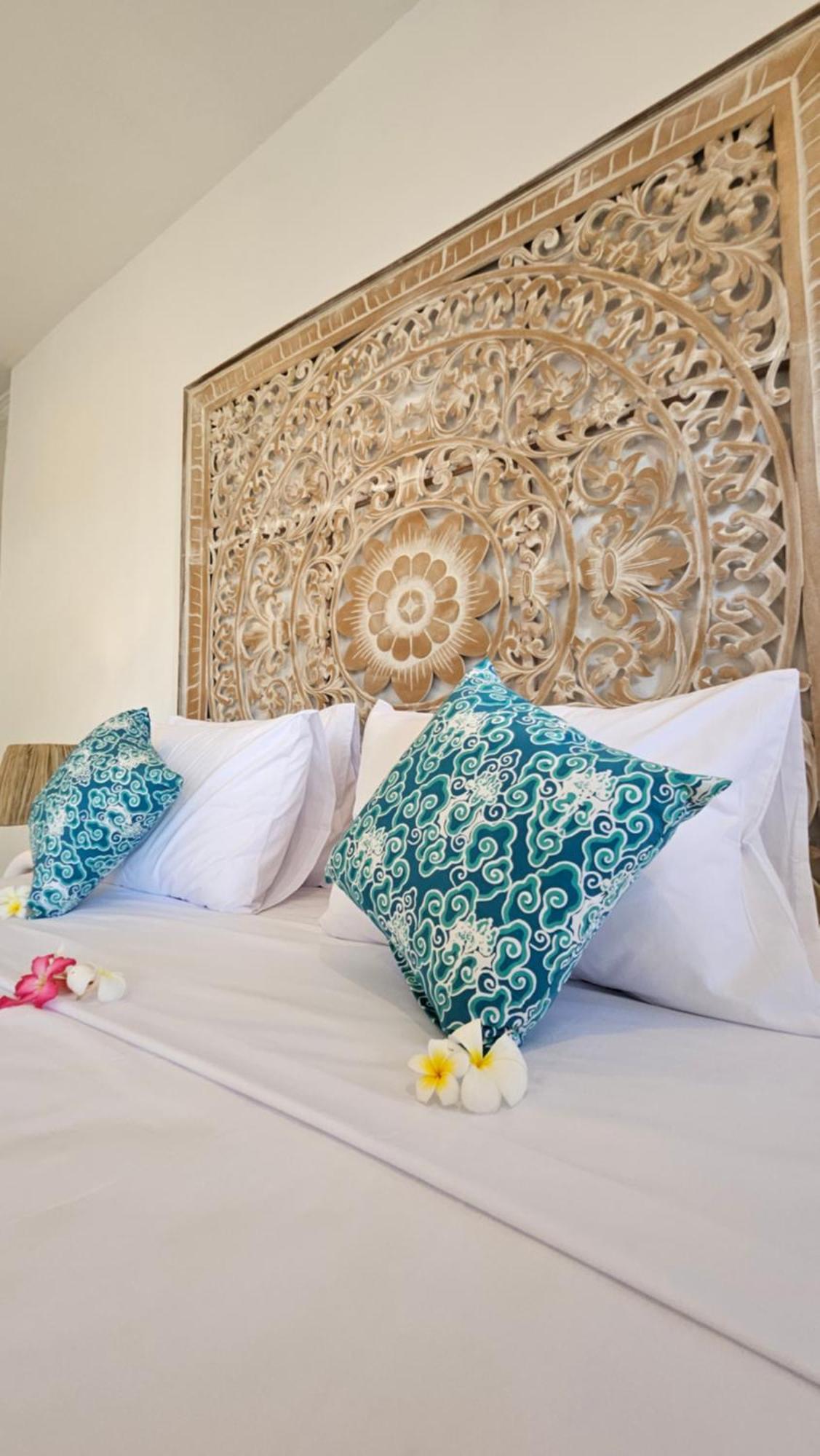 United Colors Of Lembongan Hotel Ngoại thất bức ảnh